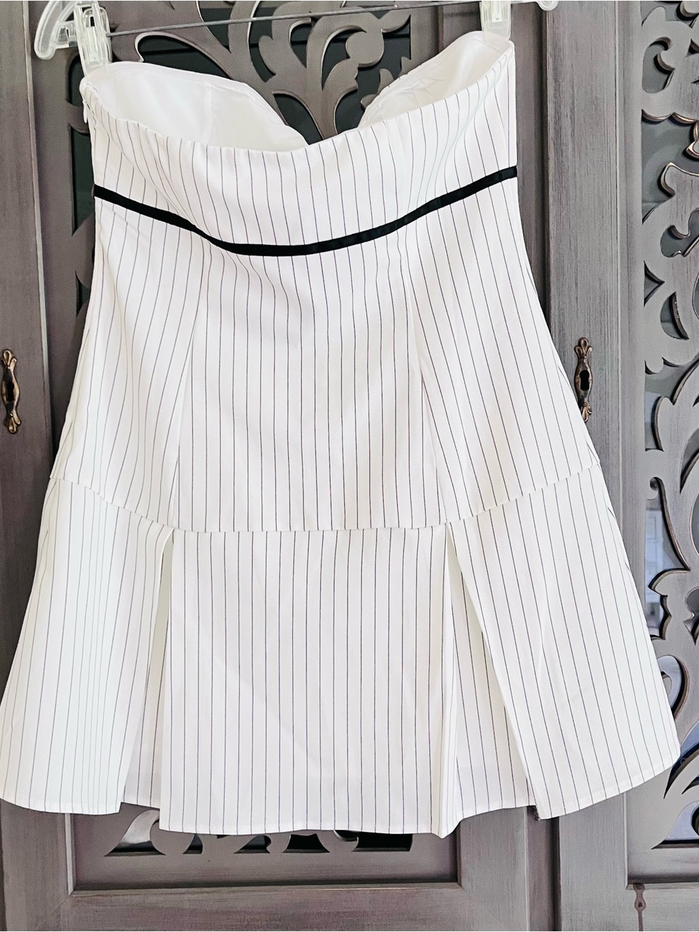 NWT More to Come white pinstriped strapless dress with bow M - Picture 9 of 15